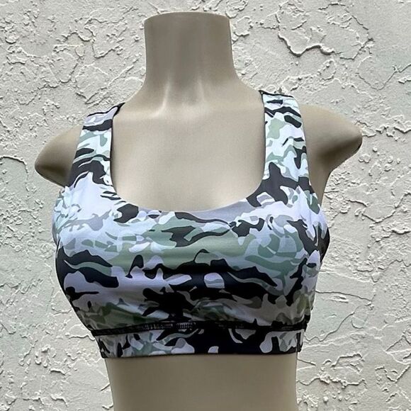 Bebe Women's Size Small Multicolored Camouflage Cross back Sports Bra EUC - Picture 2 of 9